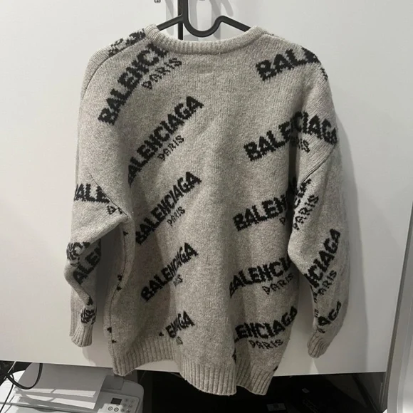 Balenciaga spiral sweater - Picture 2 of 4